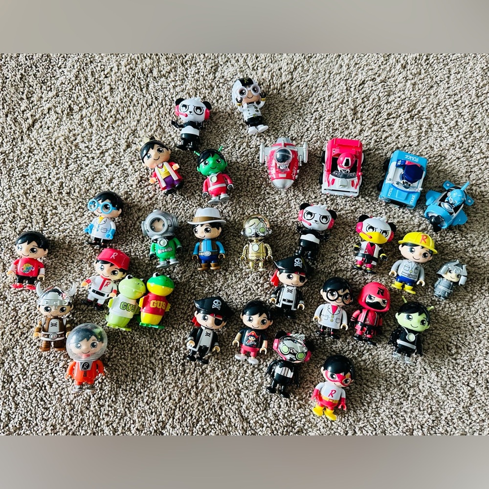 Ryan’s World Toy Lot